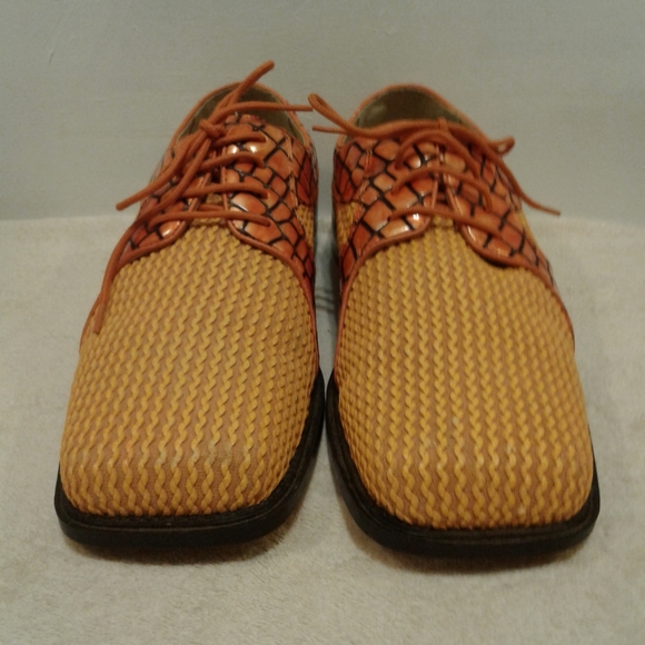 Hugo Vitelli orange dress shoes - Picture 4 of 6